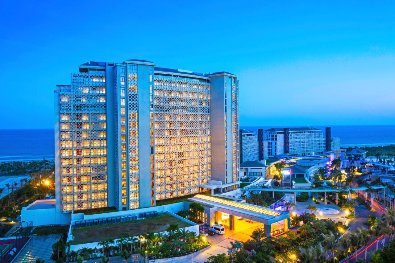 Aloha Oceanfront Suite Resort Линшуй Экстерьер фото