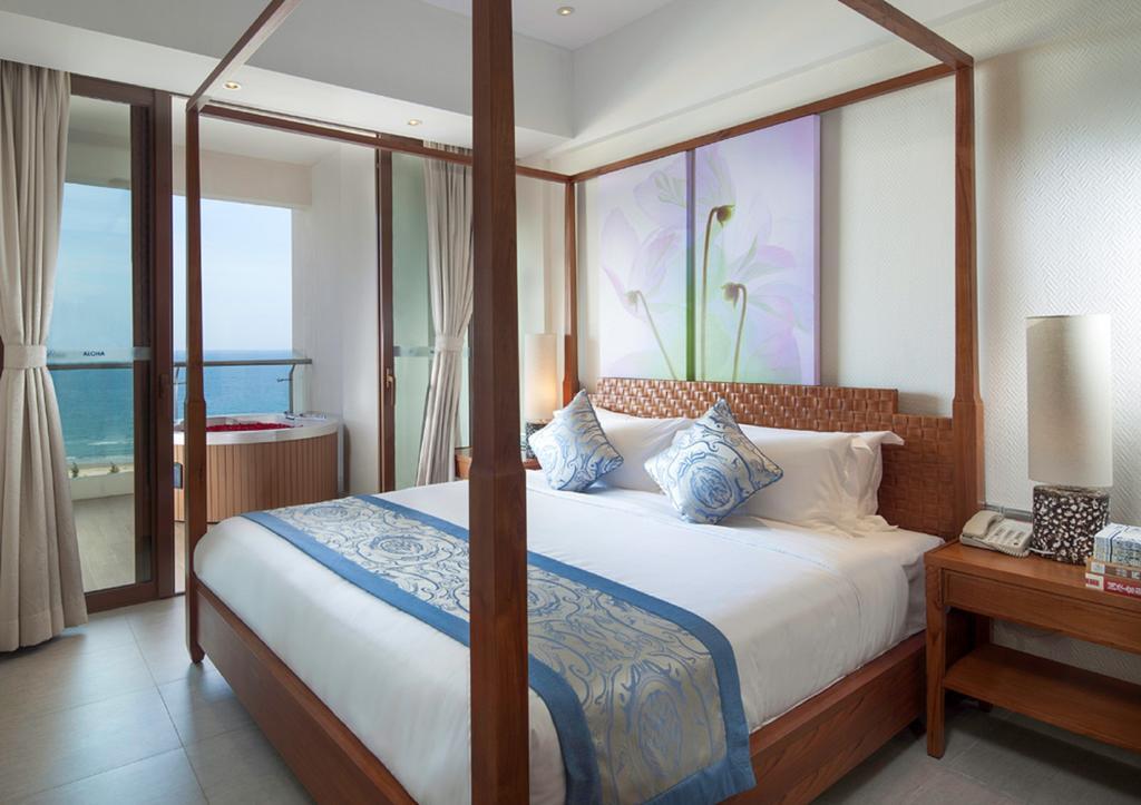Aloha Oceanfront Suite Resort Линшуй Номер фото