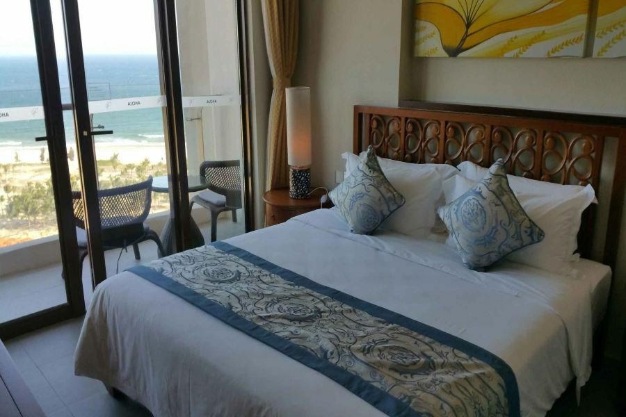 Aloha Oceanfront Suite Resort Линшуй Экстерьер фото